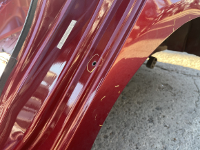 Aripă spate stânga Lincoln MKZ 13-20 pe caroserie, roșie, lovituri, ruptă la cusătură, găuri care nu provin din fabrică