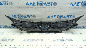 Решетка радиатора grill Toyota Venza 21-24 песок