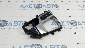 Накладка шифтера Audi A5 F5 18-25 черная, царапины, тычки на хроме