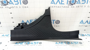 Накладка порога задняя правая Subaru Forester 25-26 черная, потерта