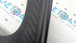 Накладка порога задняя правая Subaru Forester 25-26 черная, потерта