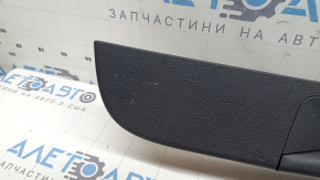 Ornament inferior portbagaj Mercedes W167 GLE 20-26 gri închis, partea inferioară, cu dop și abajur, zgârieturi