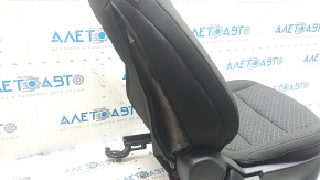 Сиденье пассажирское Ford Escape MK4 23-26 без airbag, механическое, ткань черная, белая строчка, под чистку, нет бегунка на обшивке