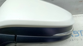 Ansamblu oglindă retrovizoare stânga Toyota Venza 21-22 16 pini, BSM, cameră, semnalizare, încălzire, iluminare spate, rabatare automată, alb, zgârieturi