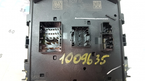 Elemente de fixare rupte la modulul de control al caroseriei BCM Jeep Grand Cherokee WL 21-23