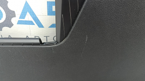 Накладка центральной консоли боковая задняя левая Subaru Forester 25-26 черная, царапины