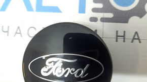 Центральный колпачок на диск Ford Escape MK4 20-26 54/51мм черный, царапина