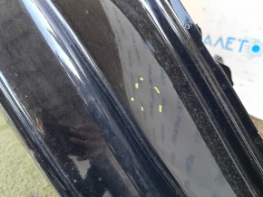 Aripă spate dreapta Toyota Camry v40 07-11, despicată împreună cu stâlpul central, neagră, ruginită, îndoită, cu denivelări