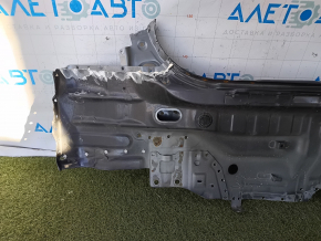 Panoul din spate al modelului Honda Accord 16-17 rest hybrid este perforat, din grafit