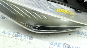 Ansamblu far dreapta față Ford Escape MK3 17-19 restul xenon + lumină LED, lustruit, zgârieturi, pânză de păianjen