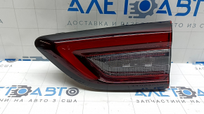 Фонарь внутренний крышка багажника правый Ford Escape MK4 23-26 царапины