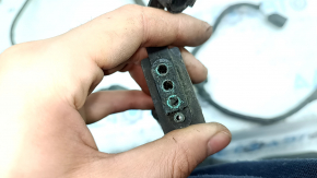Cablaj bara spate Ford Escape MK3 17-19, suport pentru 6 senzori de parcare, pentru bara de remorcare și senzor de deschidere portbagaj acționat cu piciorul, conectorul barei de remorcare este oxidat