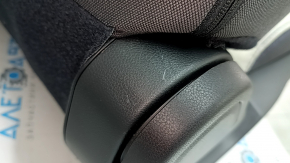 Сиденье пассажирское Subaru Forester 25-26 без Airbag, ткань темно-серая + светло-серая, синяя строчка, механика, под чистку, царапины на пластике