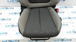 Сиденье пассажирское Subaru Forester 25-26 без Airbag, ткань темно-серая + светло-серая, синяя строчка, механика, под чистку, царапины на пластике