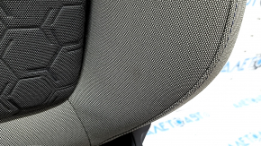 Сиденье пассажирское Subaru Forester 25-26 без Airbag, ткань темно-серая + светло-серая, синяя строчка, механика, под чистку, царапины на пластике