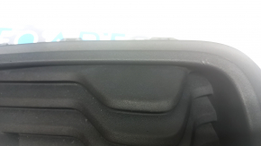 Mufă proiector ceață dreapta Ford Escape MK4 23-26 structură, zgârieturi, crăpătură în suport