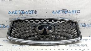 Решетка радиатора grill в сборе Infiniti QX50 19-24 с эмблемой под радар, под камеру, эмблема под полировку, царапины на хроме, надломано крепление