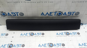 Обшивка двери багажника верхняя Ford Escape MK4 20-26 черная, царапины, потертость