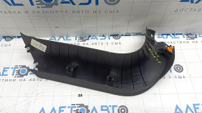 Обшивка двери багажника правая Ford Escape MK4 20-26 черная, потерта