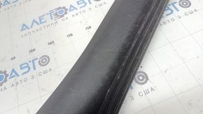Prag interior ușă stânga față Infiniti QX50 19-25 negru, zgârieturi, elemente de fixare rupte