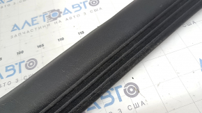Prag interior ușă stânga față Infiniti QX50 19-25 negru, zgârieturi, elemente de fixare rupte