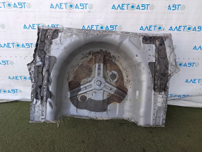 Portbagajul modelului Hyundai Sonata 11-15 hibrid este găurit