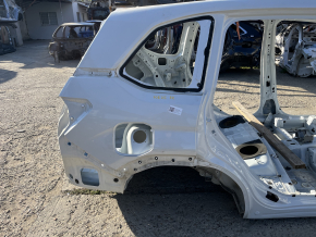Aripă spate dreapta Subaru Forester 25-26 pe caroserie, albă
