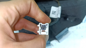 Tapițeria spătarului scaunului șoferului pentru Infiniti QX50 19-21 este din piele neagră cu perforații, încălzire și ventilație