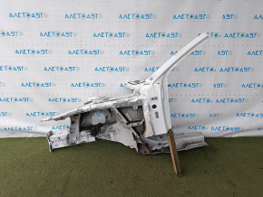 Sfert stânga față la un Audi A5 F5 18-25 5D, tăiat cu aur, alb, fără prag