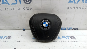Airbag în volanul șoferului BMW 5 G30 17-23 negru, piele, zgârieturi pe emblemă, curățabil chimic
