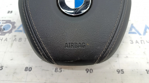 Подушка безопасности airbag в руль водительская BMW 5 G30 17-23 черная, кожа, царапины на эмблеме, под химчистку