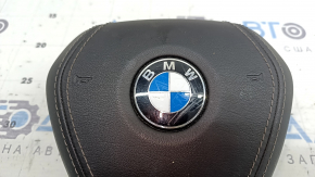 Подушка безопасности airbag в руль водительская BMW 5 G30 17-23 черная, кожа, царапины на эмблеме, под химчистку