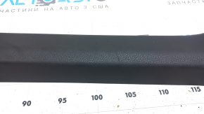 Накладка порога внутренняя передняя левая Toyota Camry v70 18-24 серая, потерта, царапины