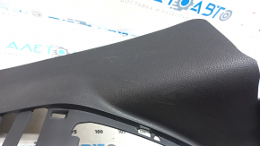 Накладка под сидением правая Toyota Camry v70 18-24 hybrid, темно-серая, потерта, царапины