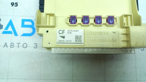 Блок предохранителей салонный Toyota Camry v70 21-24
