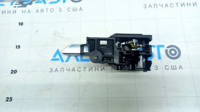 Ручка двери внутренняя передняя правая Toyota Camry v70 18-24 хром, царапина