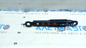 Кронштейн пассажирского ремня безопасности Toyota Camry v70 18-24