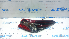 Lampă halogenă aripă dreapta Toyota Camry V70 21-24