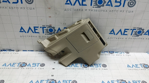 Накладка колени водителя Toyota Camry v70 18-24 беж, царапина