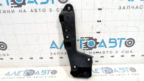 Suportul pentru bara spate dreapta jos Toyota Camry v70 18- nou, neoriginal