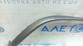 Молдинг переднего бампера правый Toyota Camry v70 21-24 LE/XLE серый, песок, тычки, царапины