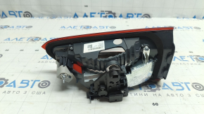 Фонарь внутренний двери багажника левый BMW X1 F48 16-22 галоген