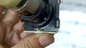 Прикуриватель передней панели Toyota Camry v70 18-24 с беж накладкой