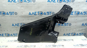Protecția inferioară dreapta spate a caroseriei la Toyota Camry v70 18-24 hybrid este îndoită