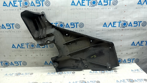 Protecția inferioară dreapta spate a caroseriei la Toyota Camry v70 18-24 hybrid este îndoită
