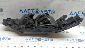 Far stânga față Toyota Camry v70 18-24 halogen+LED, zgârieturi, ciobiri, nisip