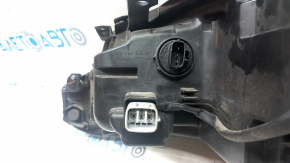 Фара передняя правая Toyota Camry v70 21-24 галоген + LED, светлая, песок