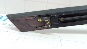 Ornament aripă spate dreapta Hyundai Tucson 22-26 cromat mat, elemente de fixare rupte