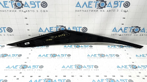 Ornament aripă spate stânga Hyundai Tucson 22-26 cromat mat, elemente de fixare rupte, colț îndoit
