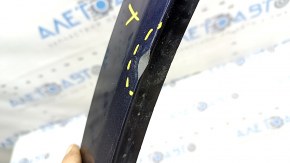 Ornament arc aripă față stânga Volvo XC90 16-26 HEV, îngust uf03, albastru, zgârieturi, uzat